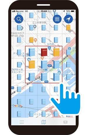 地図上に並んだノートをタップする画面